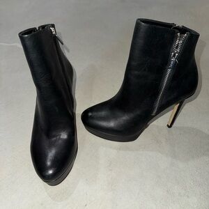 Dkny Black Heeled Boots Sleek Stiletto Ankle